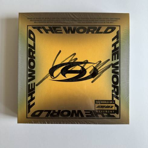 ATEEZ YEOSANG SIGNED 'THE WORLD EP.1: MOVEMENT' - VERSION DIARY (V3)